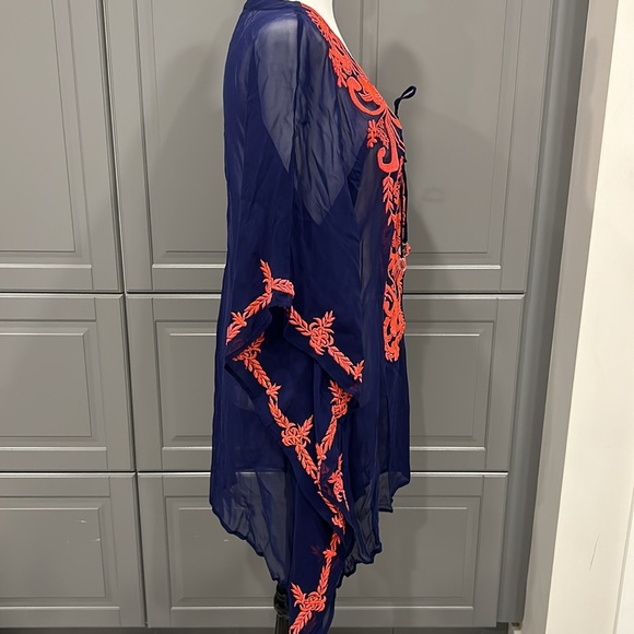 Beach Cover Up Mid-Length Kaftan with coral embroidery - Picture 4 of 16